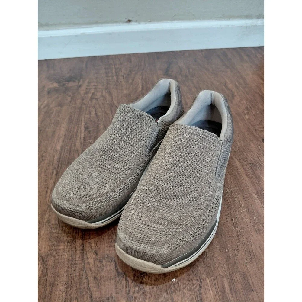 Skechers Memory Foam Relaxed Fit Air Cooled Men Size  8.5 Slip-On Loafers Brown